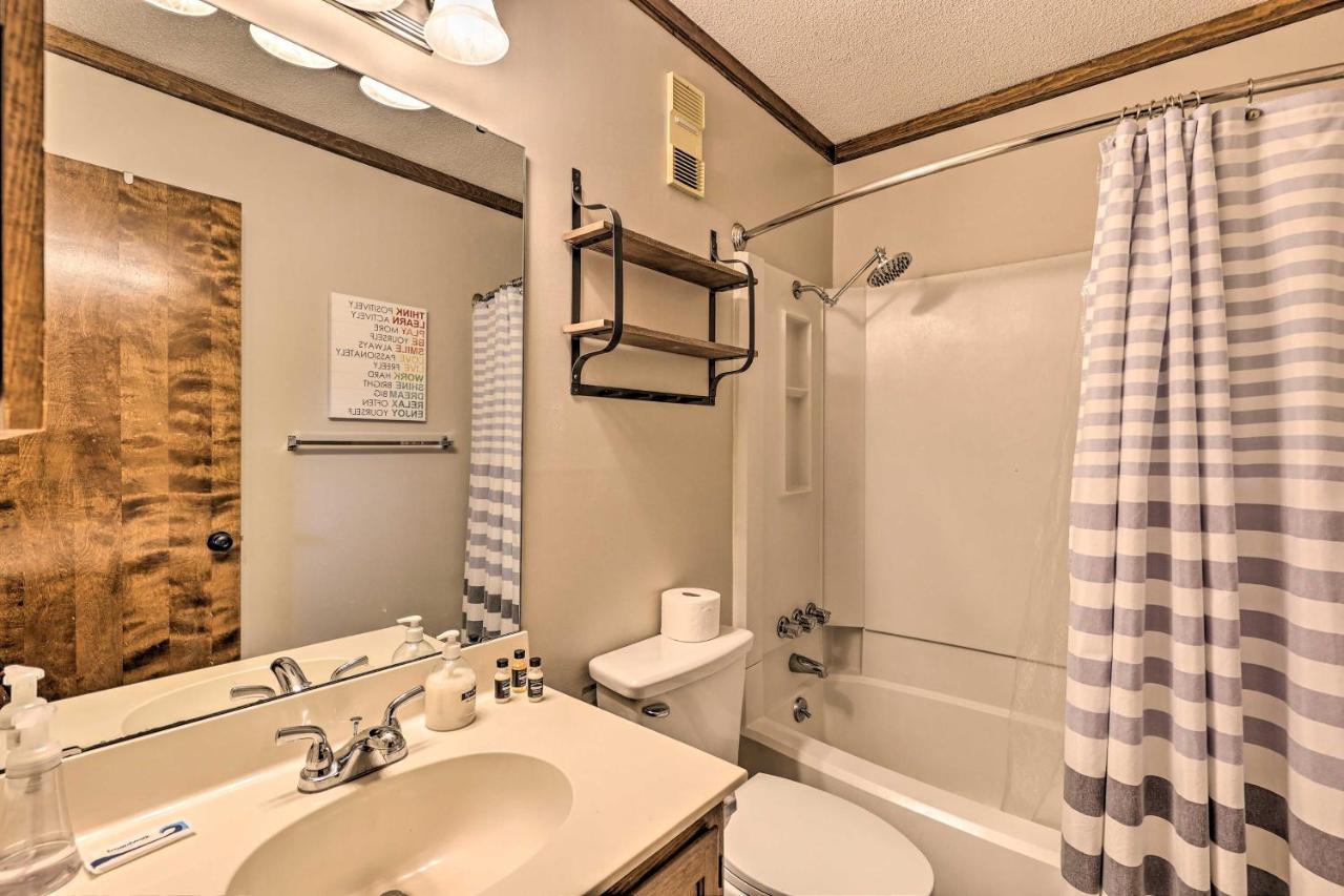 Beech Mountain Resort Condo With Pool Access And Views Exteriör bild