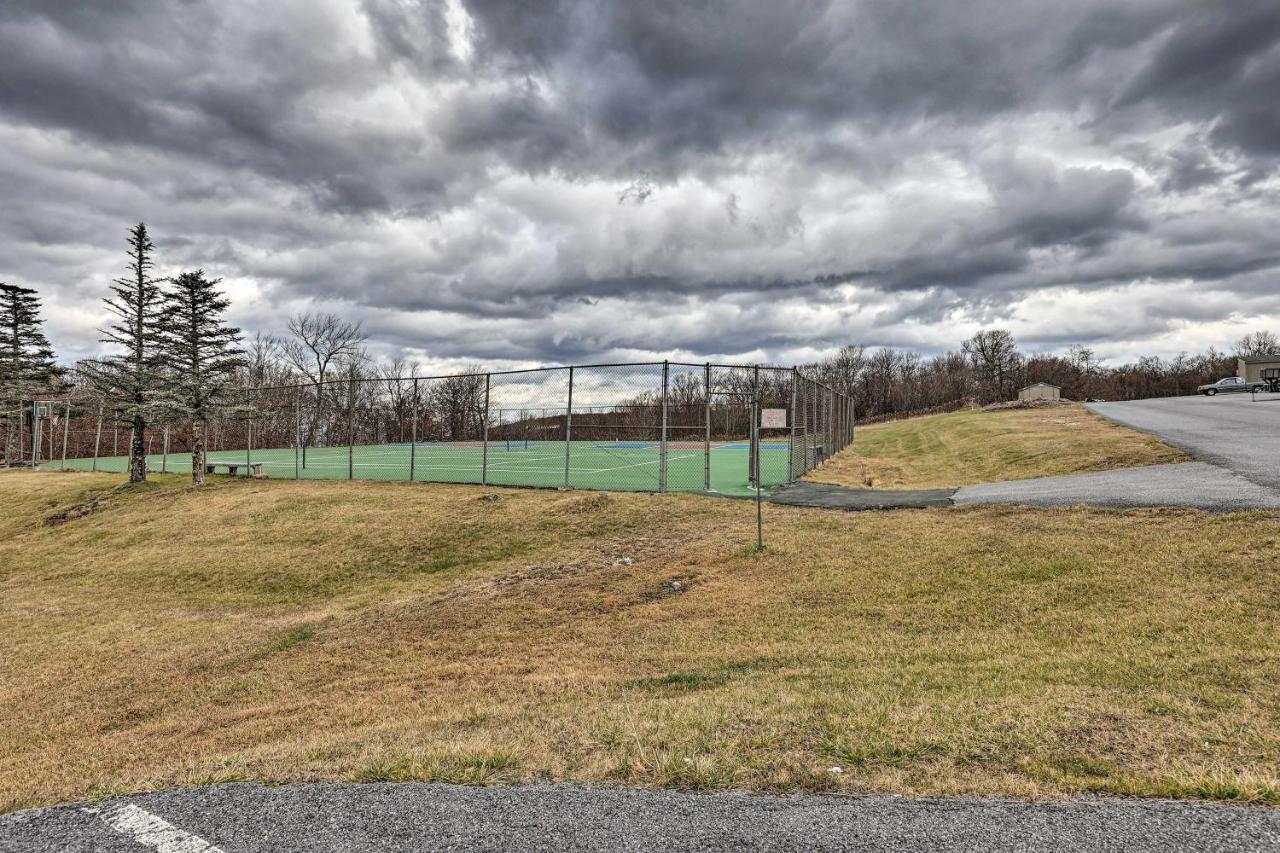 Beech Mountain Resort Condo With Pool Access And Views Exteriör bild